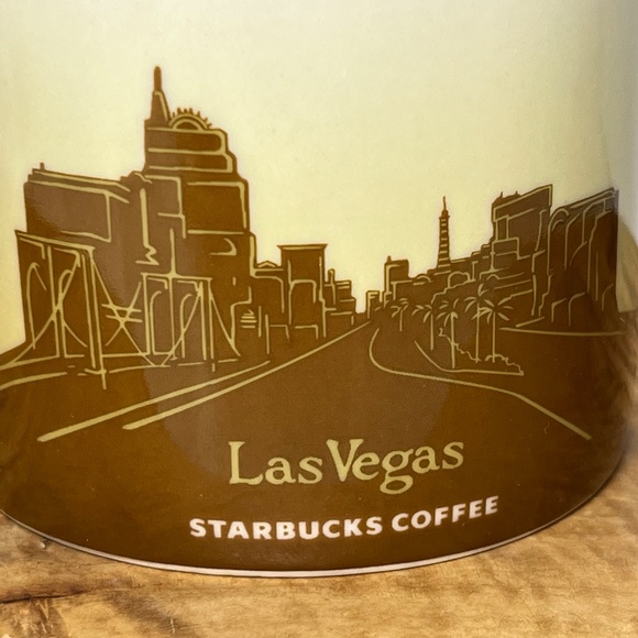 Starbucks Las Vegas Mug Global Icon City Series 2011 Coffee Mug 16oz EUC - Picture 6 of 11